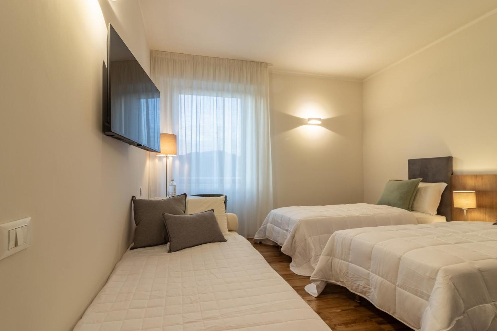 Il Faro Luxury Rooms & Lounge 斯培西亚 外观 照片