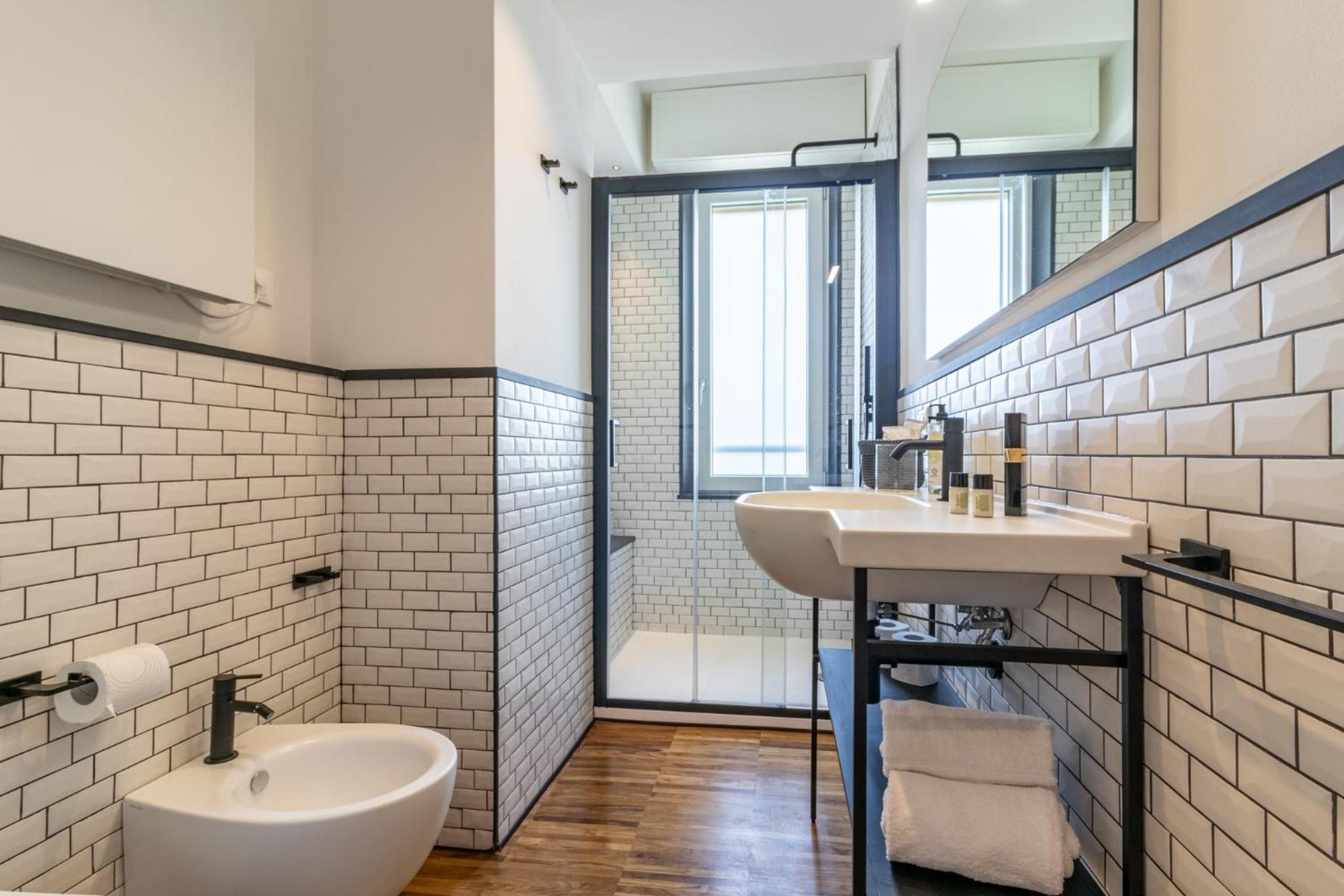 Il Faro Luxury Rooms & Lounge 斯培西亚 外观 照片