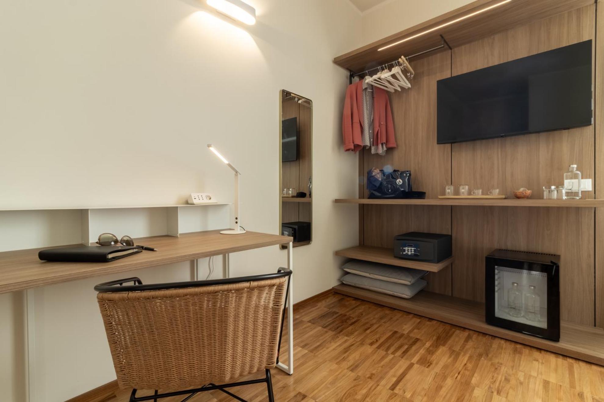 Il Faro Luxury Rooms & Lounge 斯培西亚 外观 照片