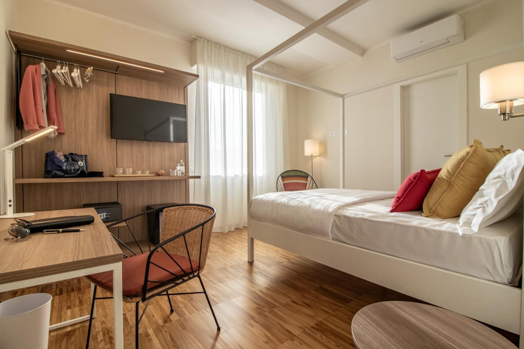 Il Faro Luxury Rooms & Lounge 斯培西亚 外观 照片